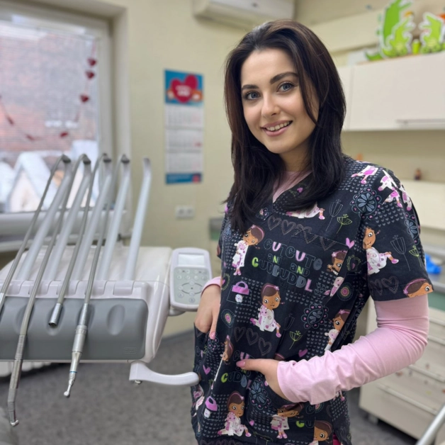 Дитячий стоматолог Сукачова Вікторія Марківна